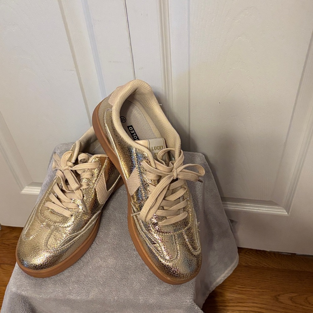 Lucky Brand Shimmering Gold Women's Sneakers